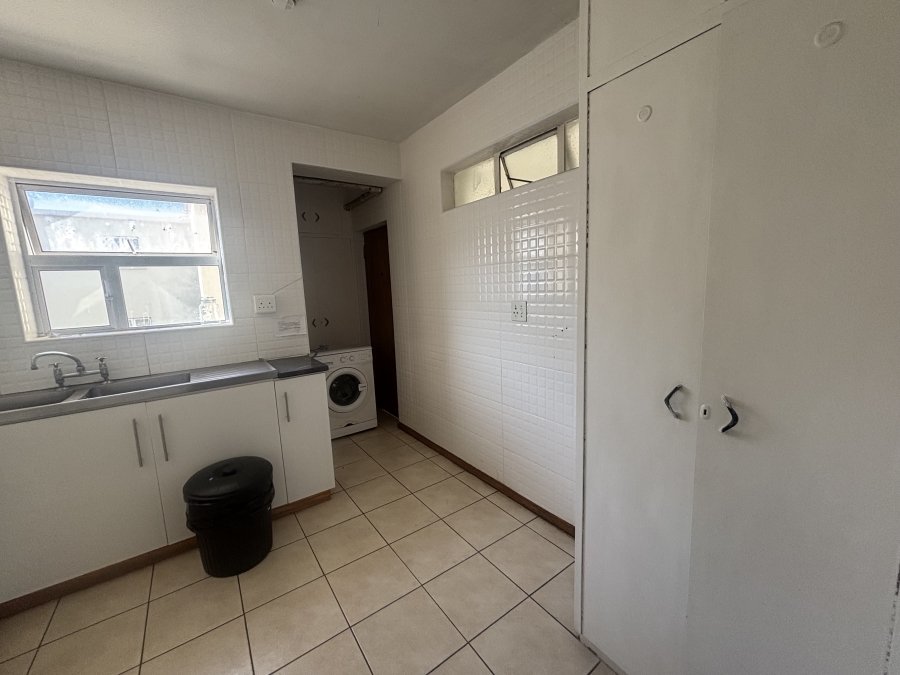 2 Bedroom Property for Sale in Humewood Eastern Cape
